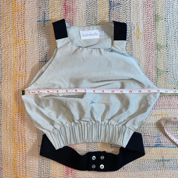 Shakuhachi White and Black Crop Top - Picture 6 of 11